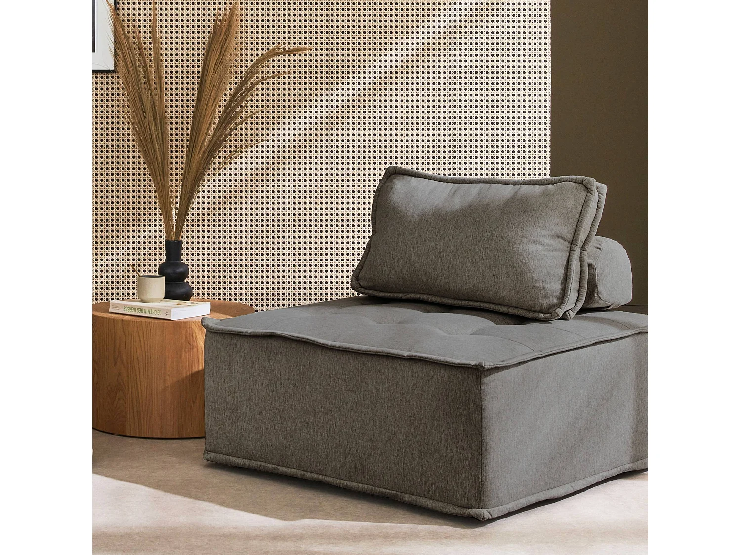 Chauffeuse pour canapé modulable tissu capitonné gris avec un coussin