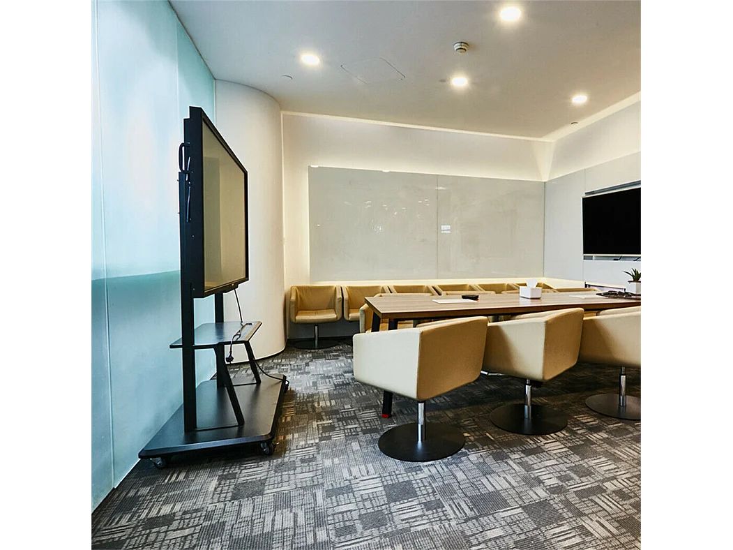 Support de TV avec 2 tablettes de rangement et  4 roulettes pour téléviseur de 32 à 80 pouce - Pied tv réglable - charge 65kg VESA Max 600x400