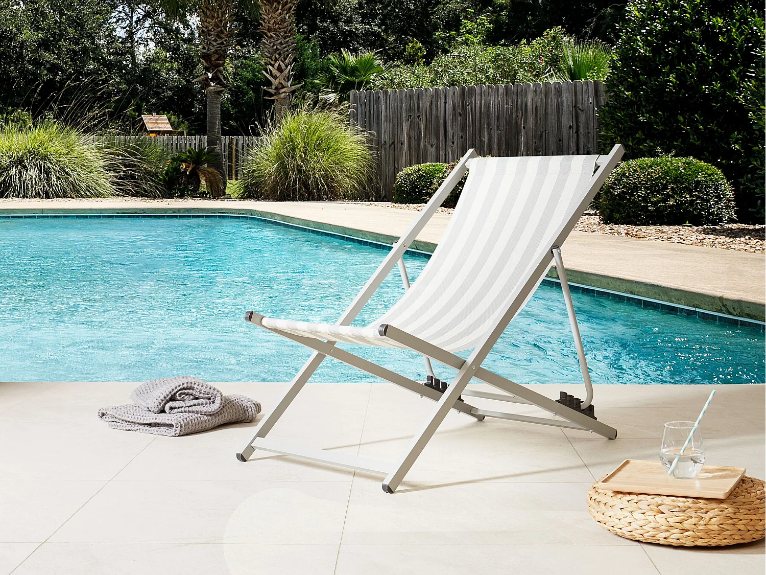 Klappbarer Liegestuhl LOCRI II Metall Hellgrau