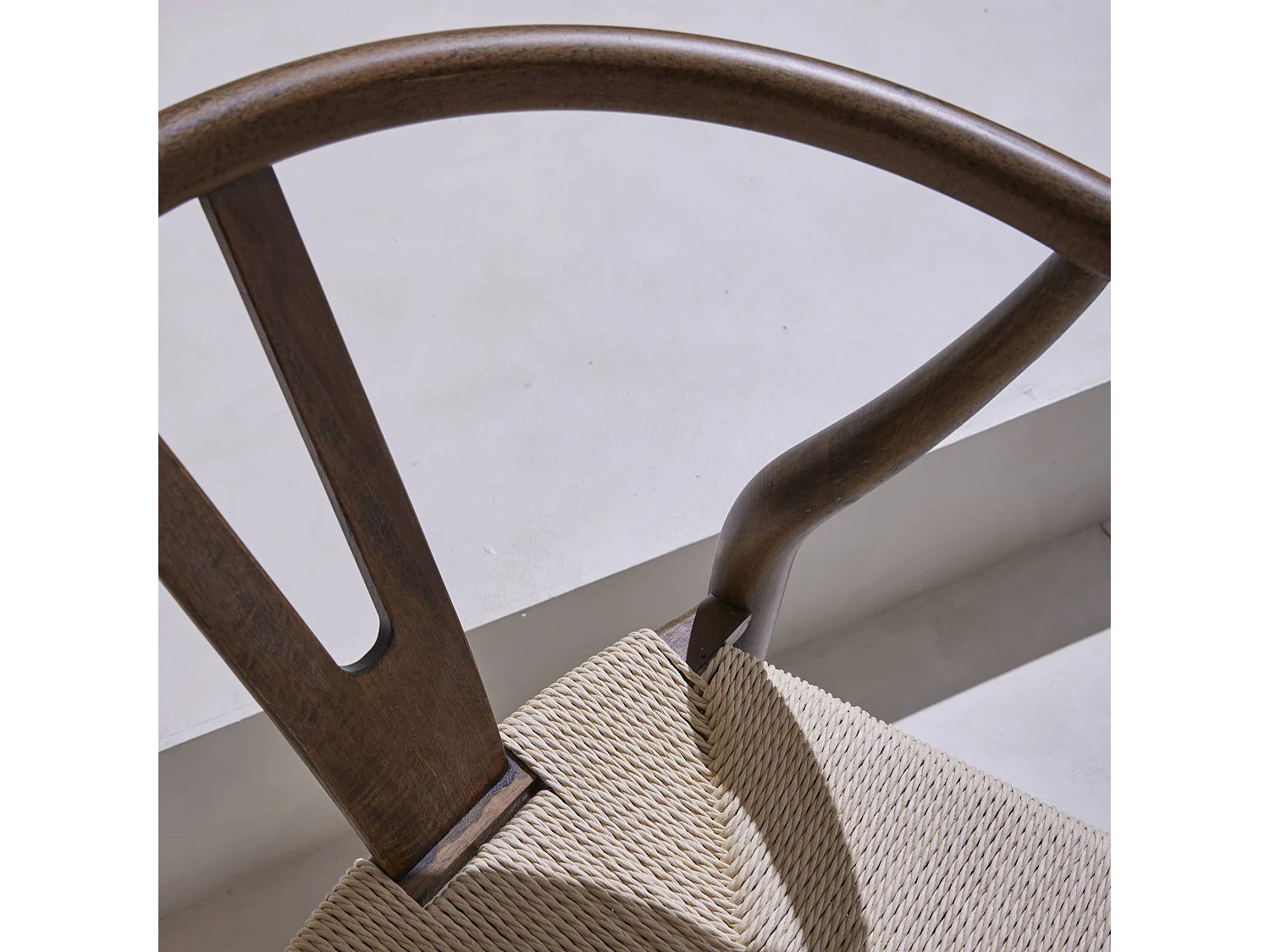 Set 2 sede in legno con seduta in corda, marrone