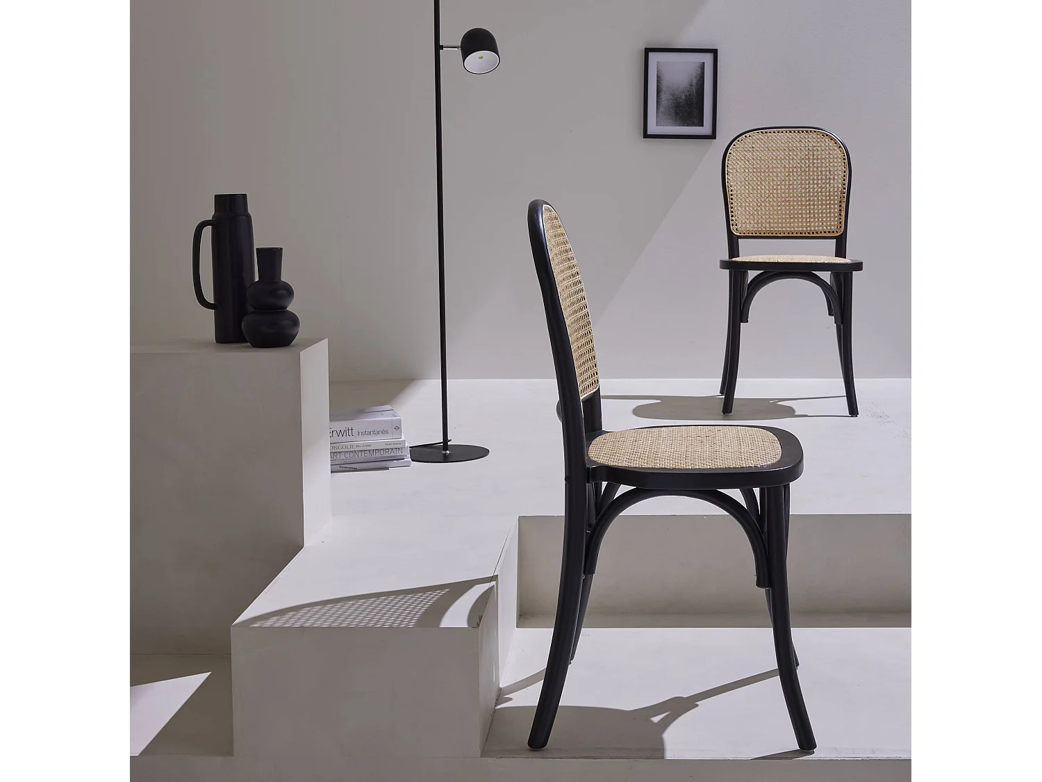 Silla vintage de madera y ratán, set de 2 negro