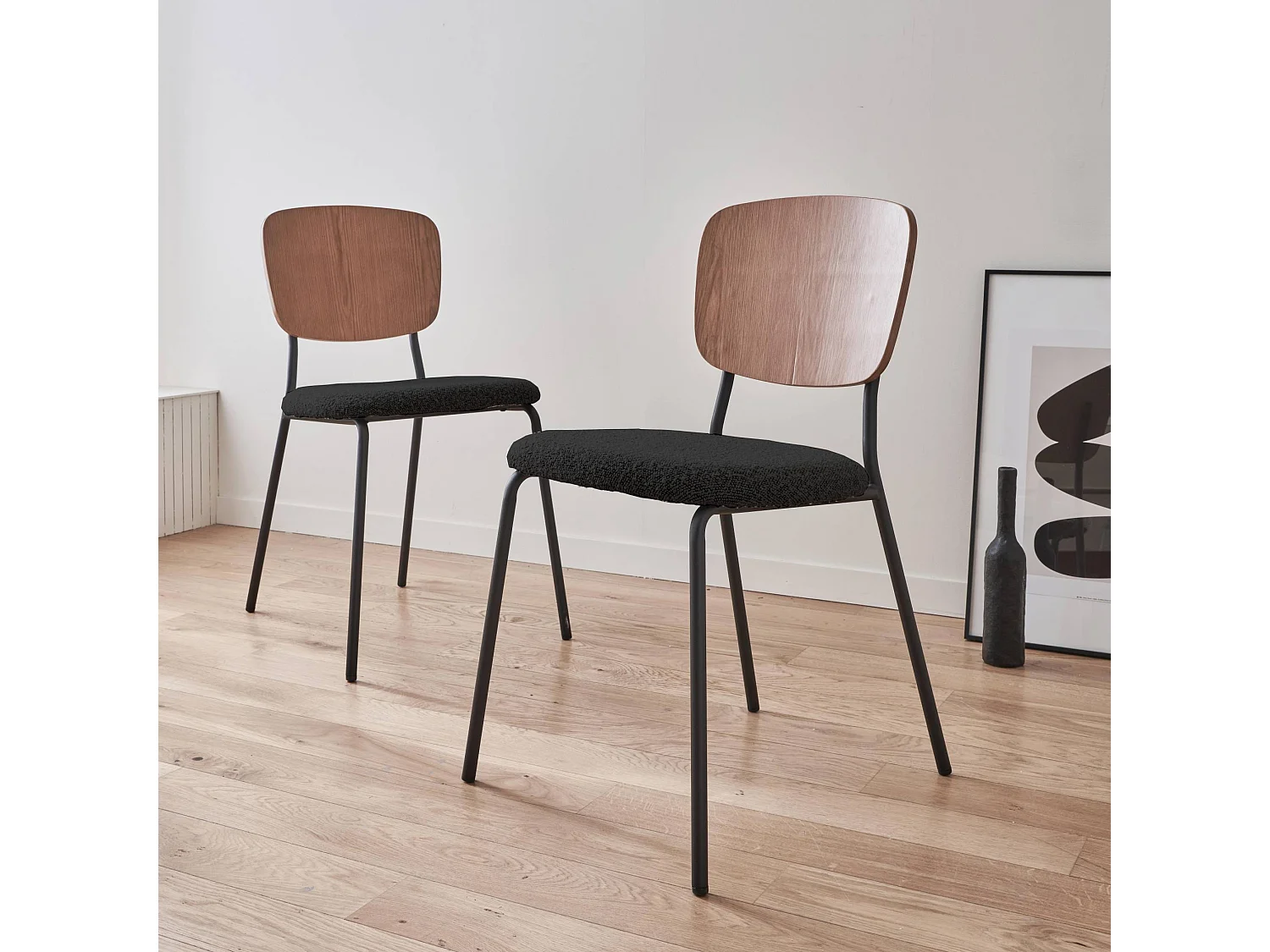 Set di 2 sedie bouclé struttura in legno con gambe in metallo, nero