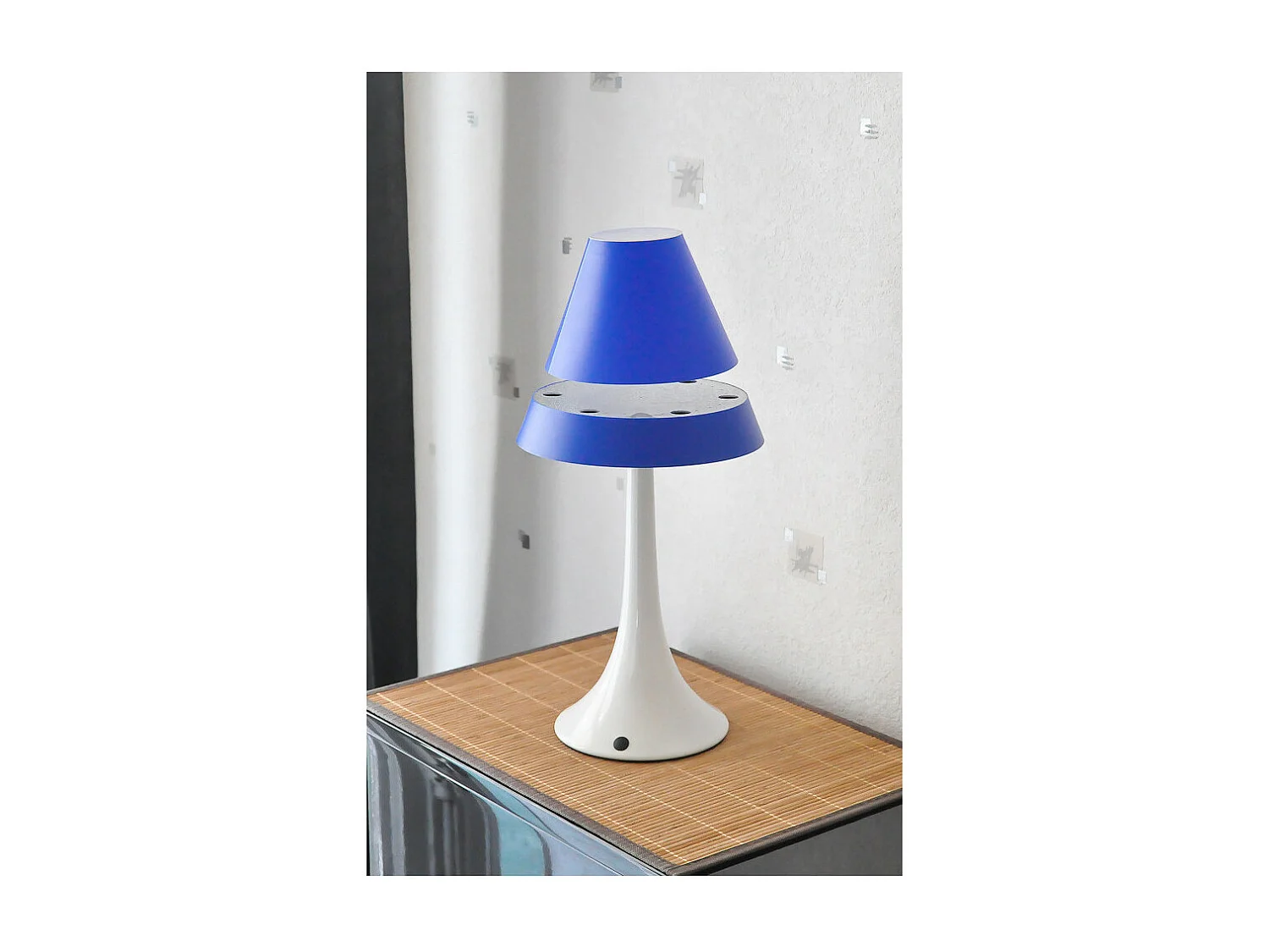 Lampe en lévitation ALTHURIA PureLine BLEUE