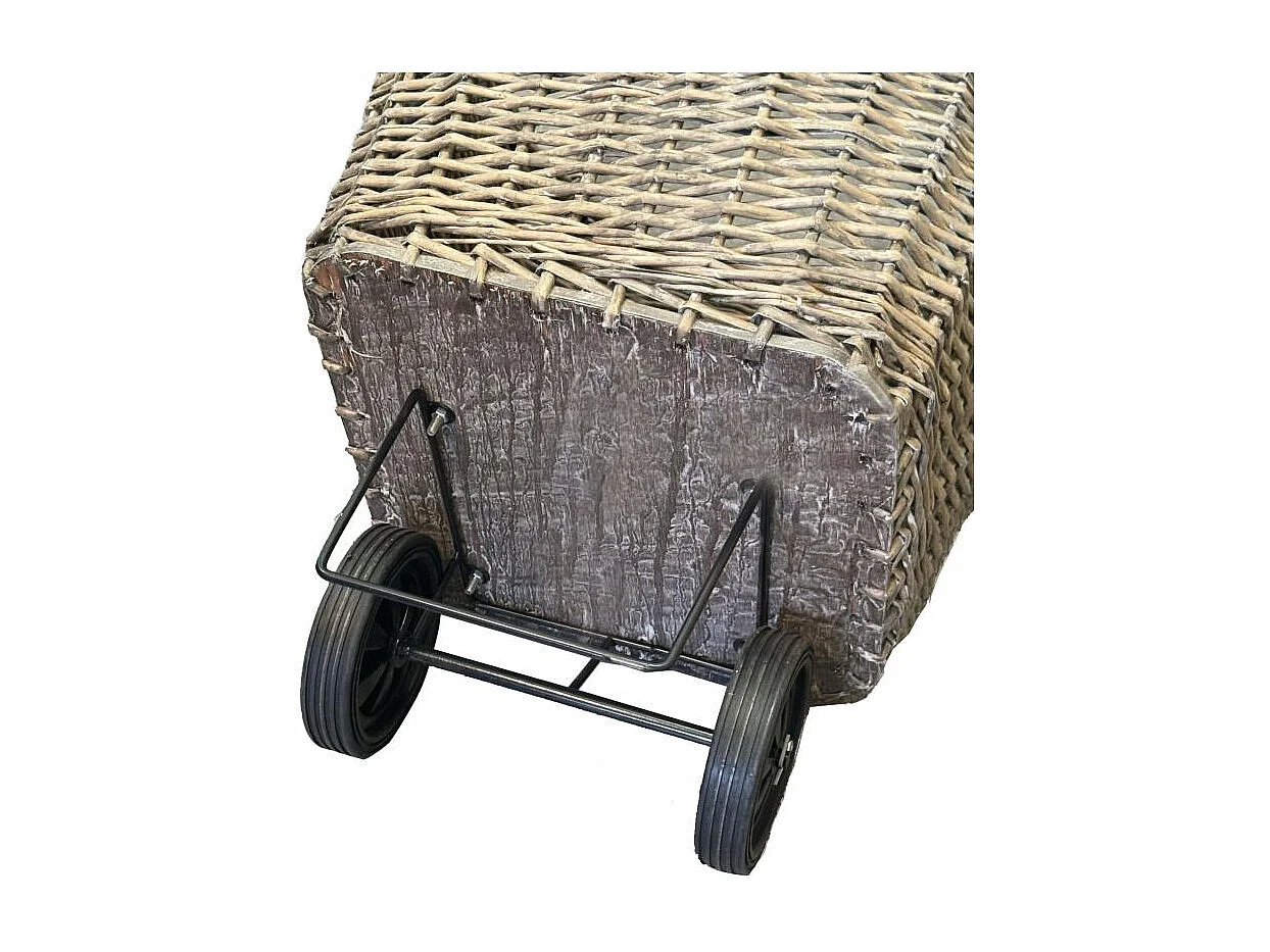 Chariot à bûches en osier 2