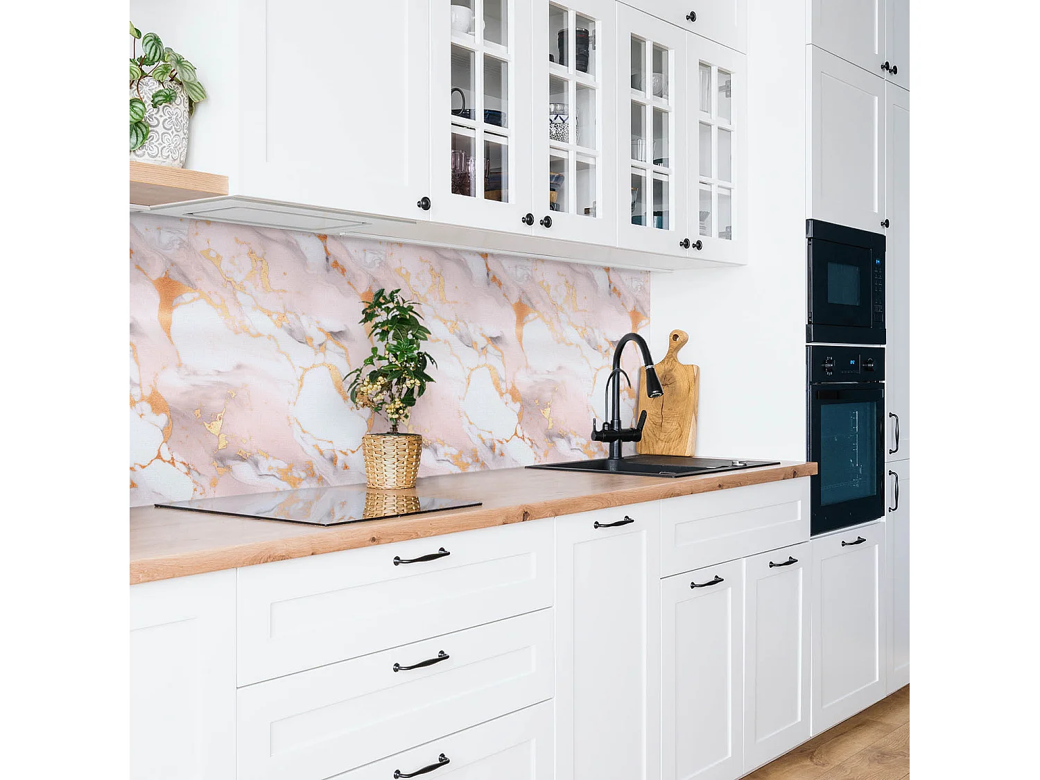 Selbstklebende wasserdichte Vinyl-Wandpaneele – Pastellmarmor und Gold 100 x 50 cm