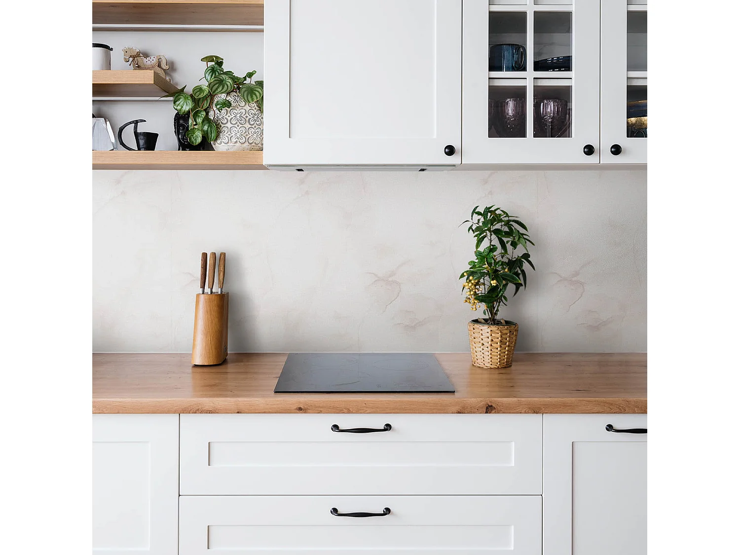 Selbstklebende wasserfeste Vinyl-Wandpaneele – Zarter heller Marmor 100 x 50 cm