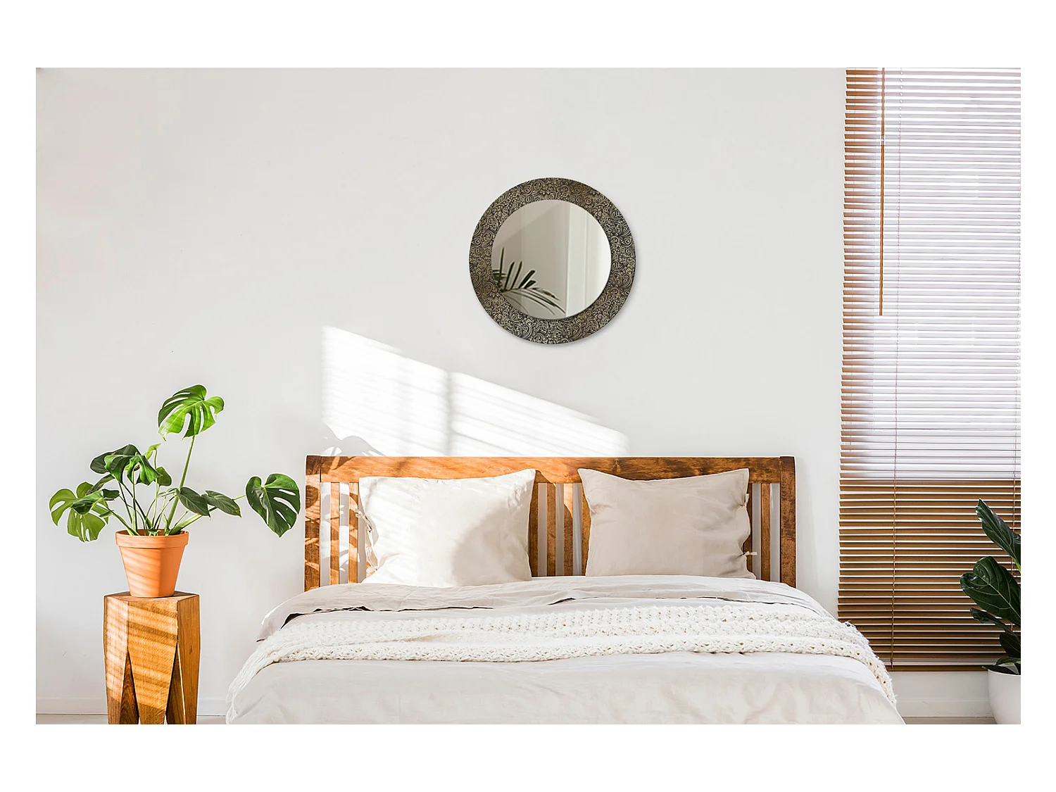 Runder dekorativer Spiegel - Blumenornament - 50 cm