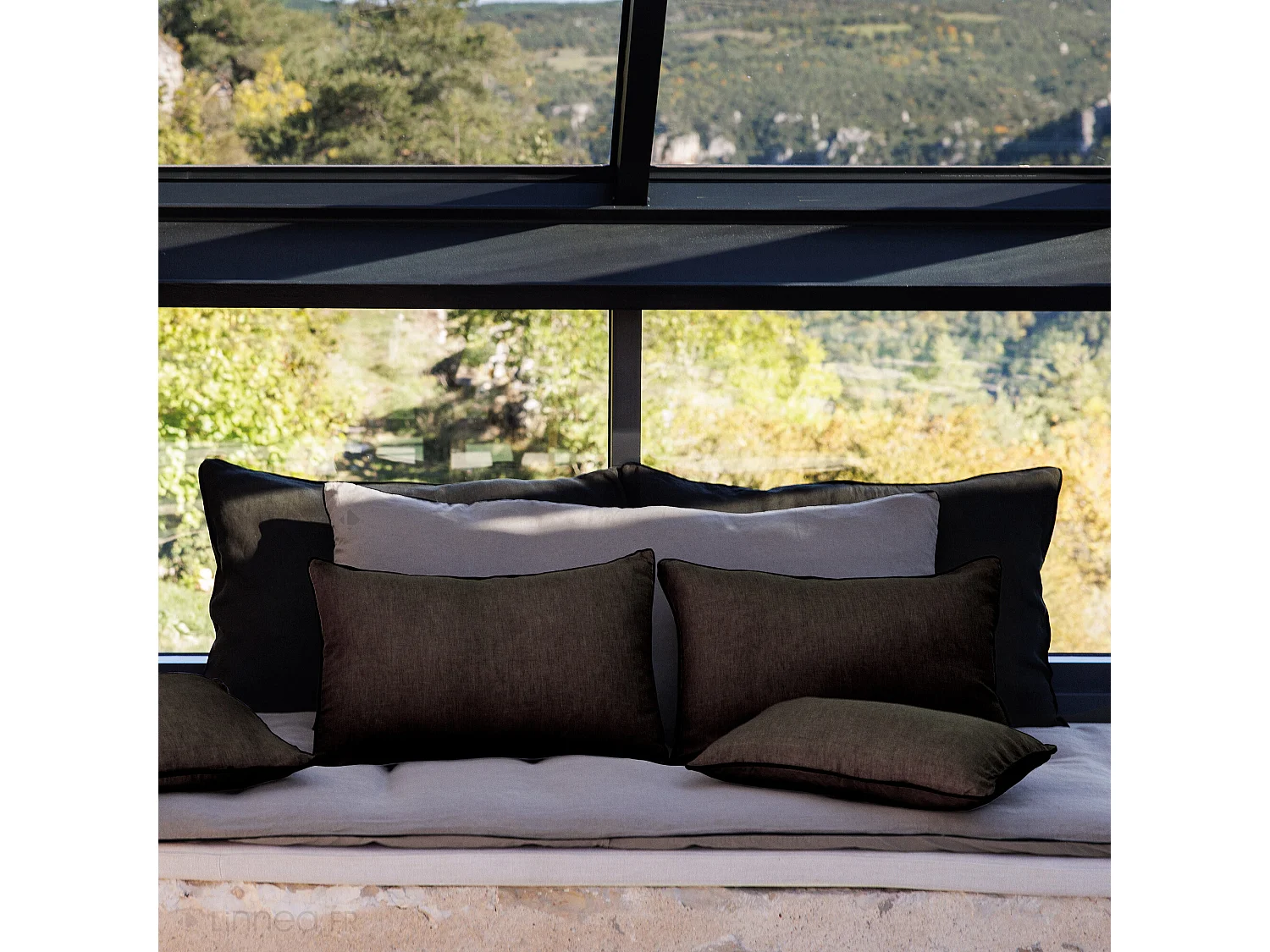 Housse de coussin PRELUDE 40x60 cm lin et coton lavé noir Café