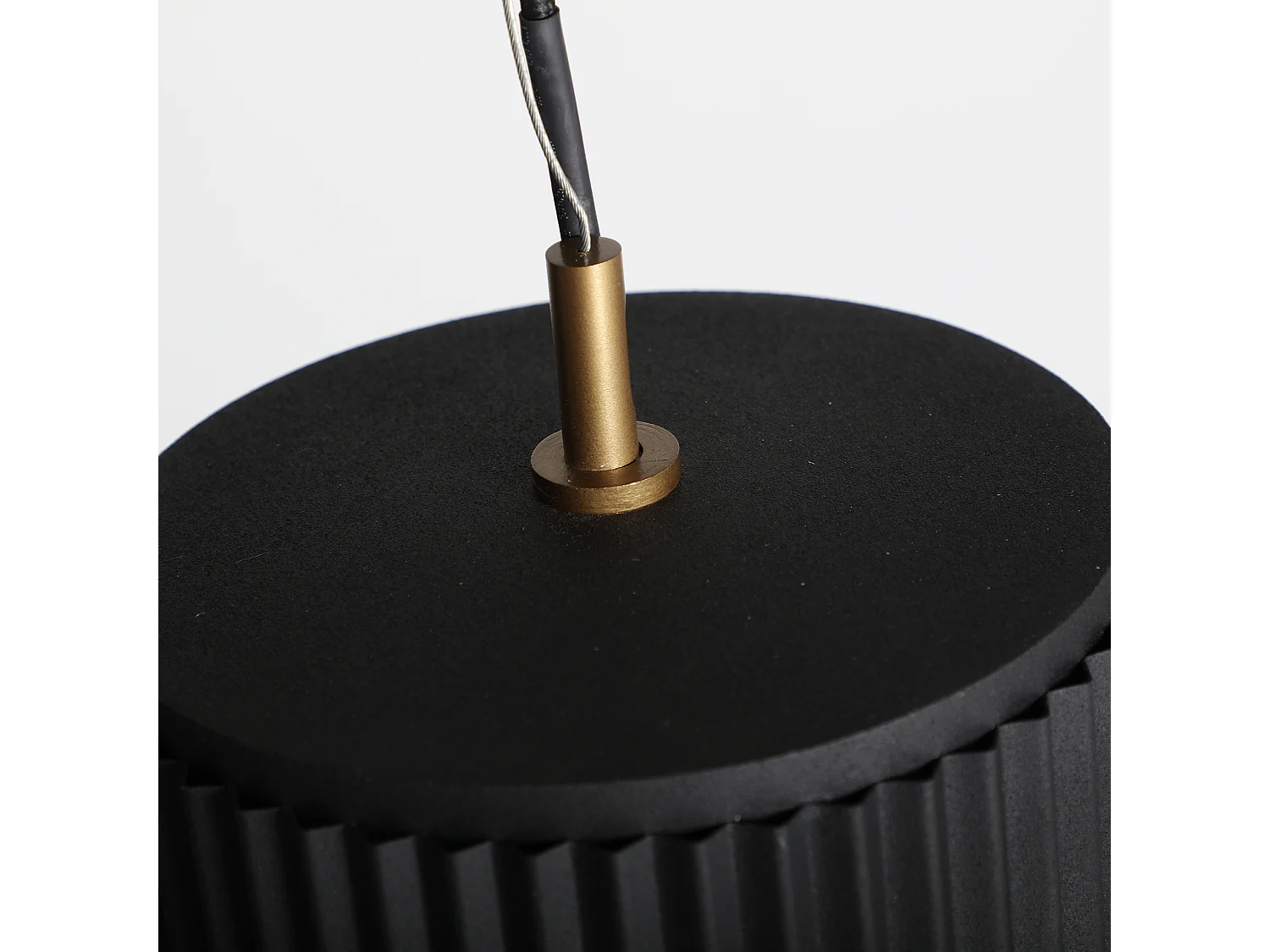 Lustre en fer noir 23x23x34 cm