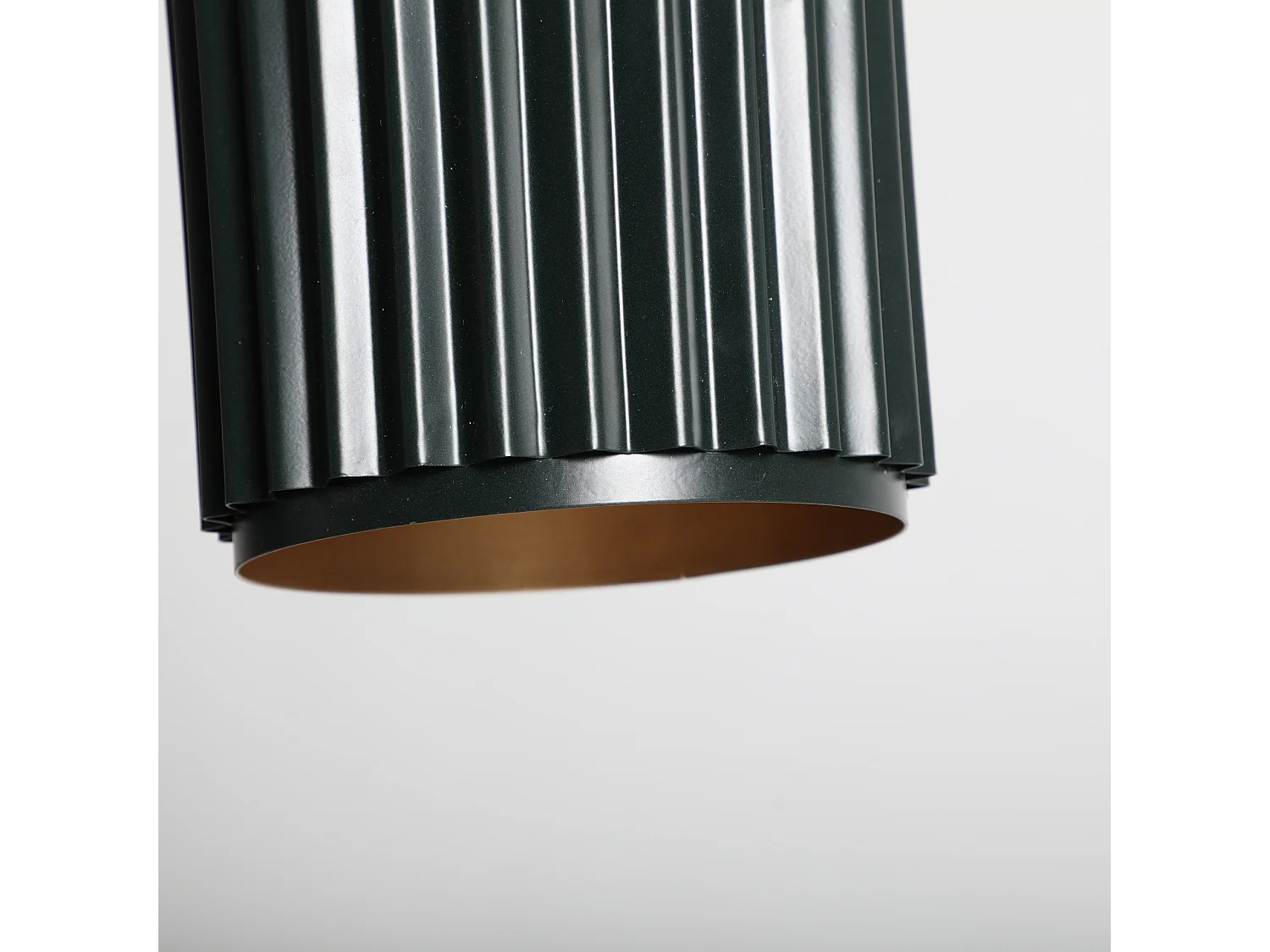 Lustre en fer vert 17x17x45 cm