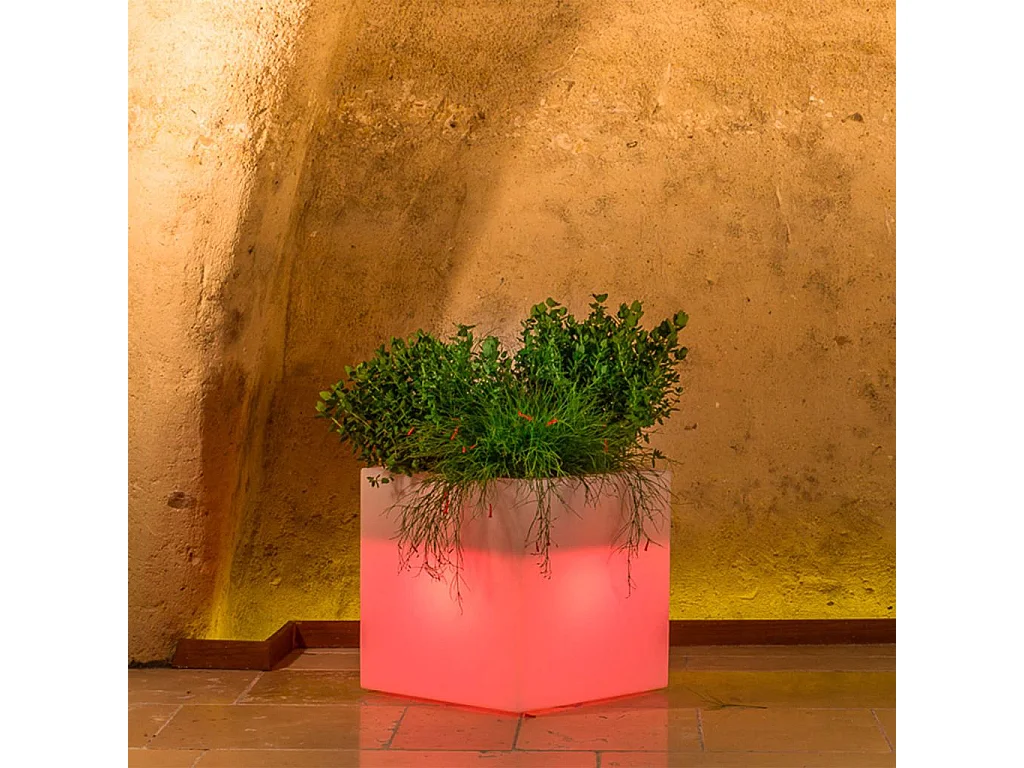 MilaniHome.it - Vaso luminoso RGB con pannello solare per esterno giardino multicolor cm 40 x 40 x 40 hdi coloreMulticolor