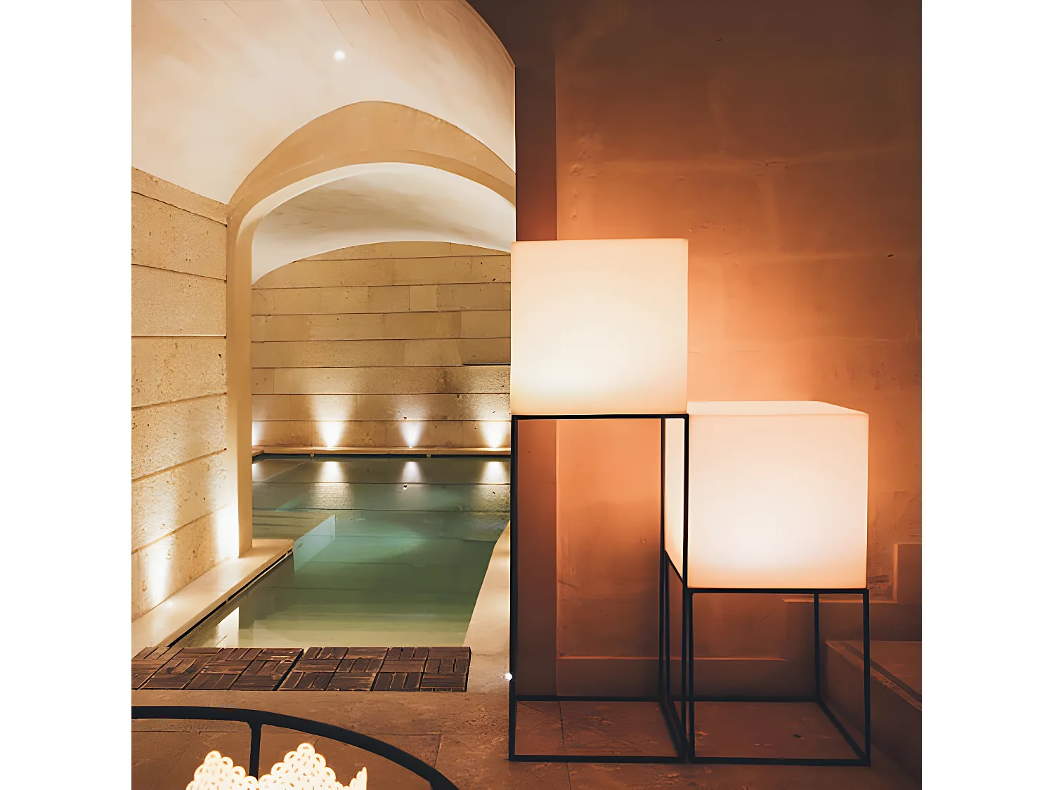 MilaniHome.it - cubo luminoso per esterno giardino con luce bianca cm 40 x 40 x 40 hdi coloreBianco