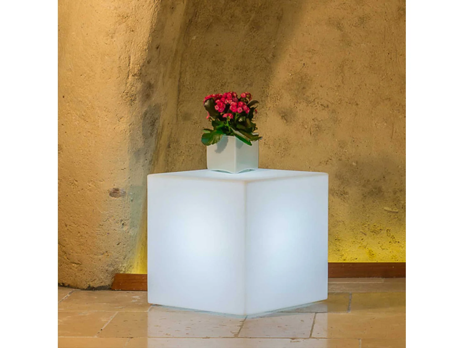 MilaniHome.it - cubo luminoso per esterno giardino con luce bianca cm 40 x 40 x 40 hdi coloreBianco