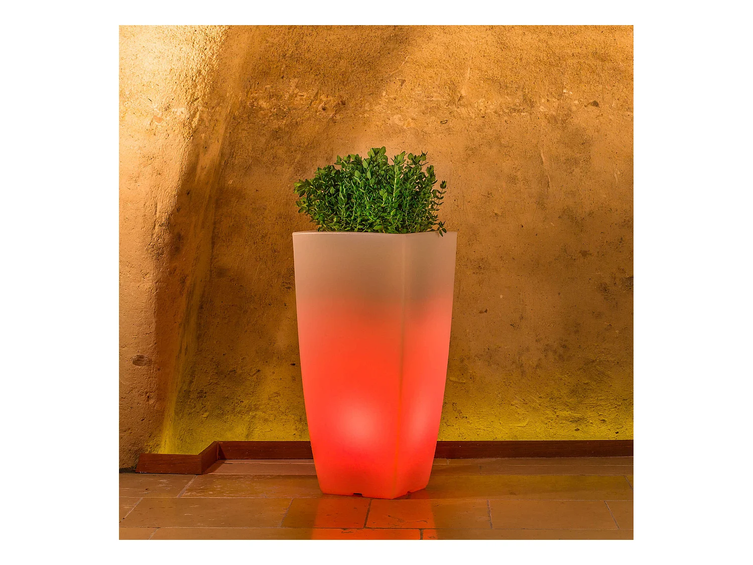 MilaniHome.it - Vaso luminoso RGB con pannello solare per esterno giardino multicolor cm 40 x 40 x 90 hdi coloreMulticolor