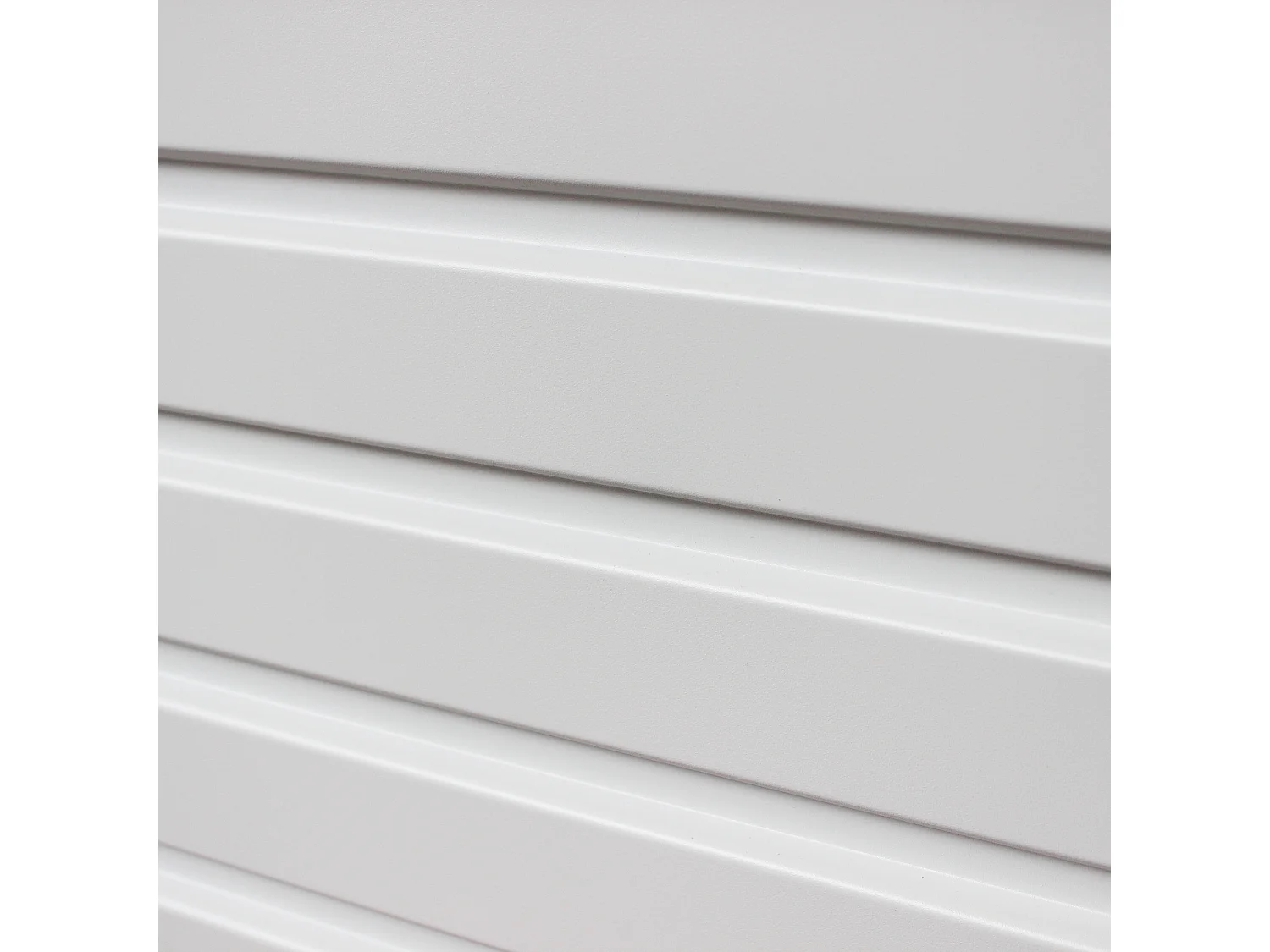 MilaniHome.it - baule da giardino in alluminio di design per esterno giardino cm 130 l x 61 p x 63 hdi coloreBianco