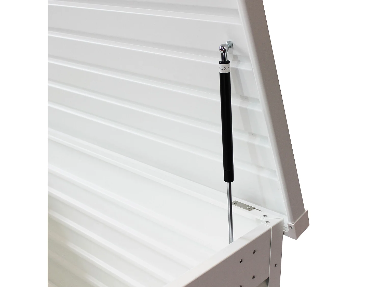 MilaniHome.it - baule da giardino in alluminio di design per esterno giardino cm 130 l x 61 p x 63 hdi coloreBianco