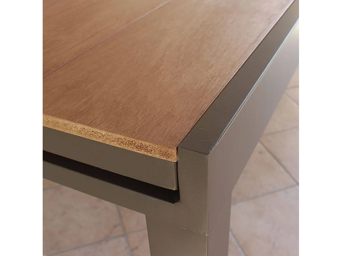 MilaniHome.it - Tavolo Rettangolare Allungabile In Alluminio Antracite E Polywood Marrone 200/300x95 Da Esterno Giardino, Per Ristorantedi coloreTaupe