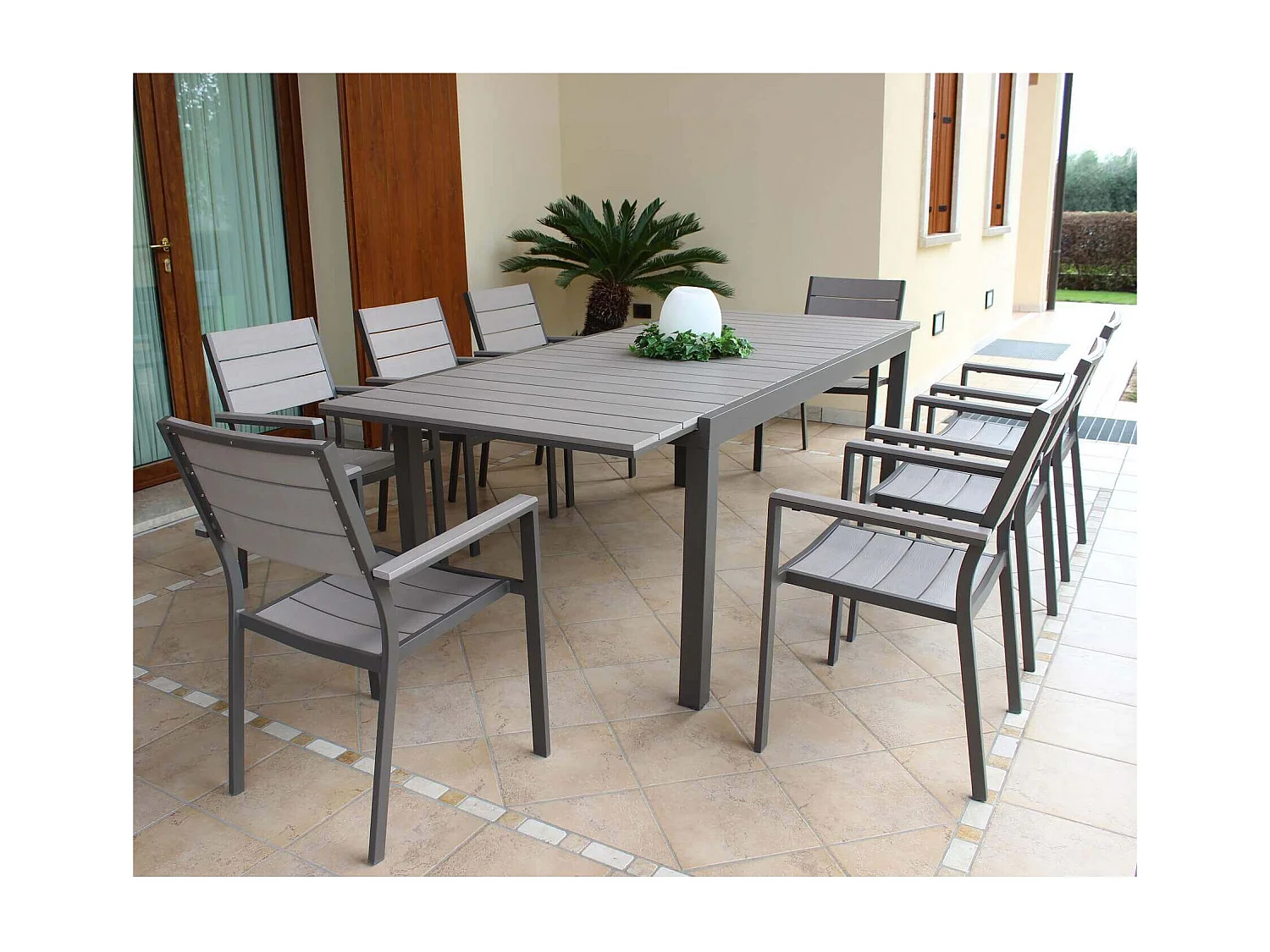 MilaniHome.it - Tavolo Rettangolare Allungabile In Alluminio taupe E Polywood 180/240x100 Da Esterno Giardino, Per Ristorantedi coloreTaupe