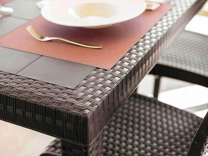 MilaniHome.it - Tavolo Da Giardino Quadrato Fisso In Wicker Stampato Marrone Cm 80x80 Da Esterno Giardino Terrazzo Portico Locale Bardi coloreMarrone