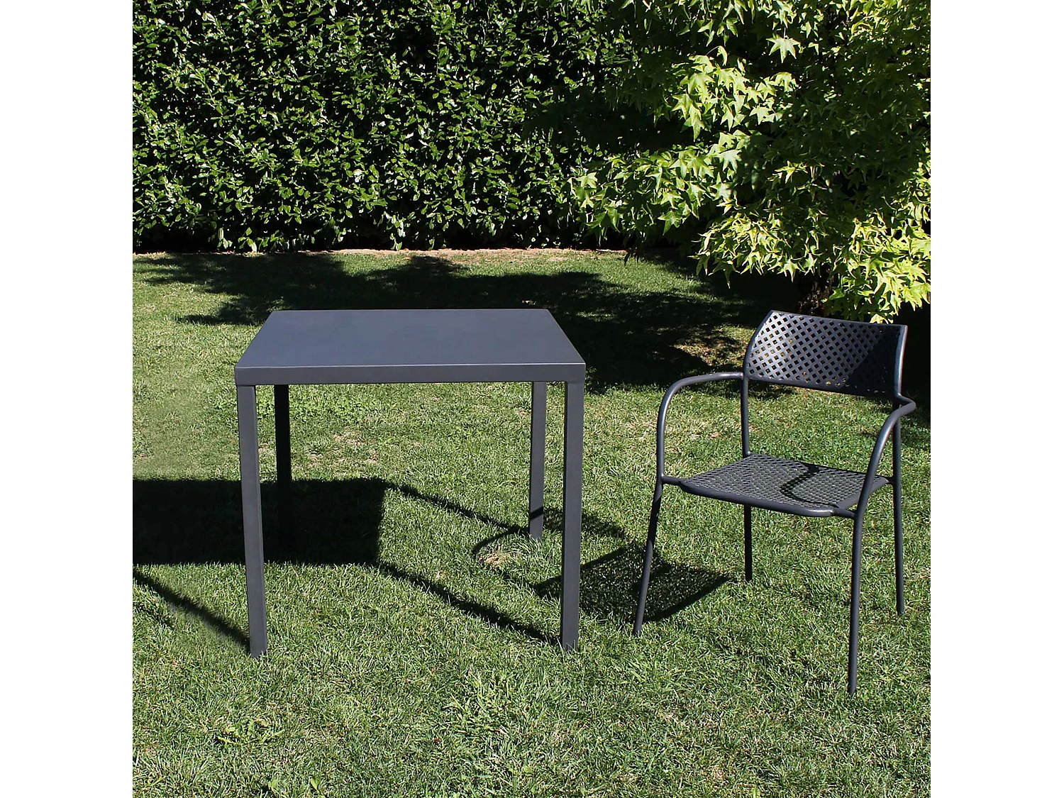MilaniHome.it - Tavolo Quadrato Fisso In Ferro Nero 80x80 Per Esterno Giardino, Portico, Ristorante, Gelateria Bar Hotel Albergodi coloreAntracite