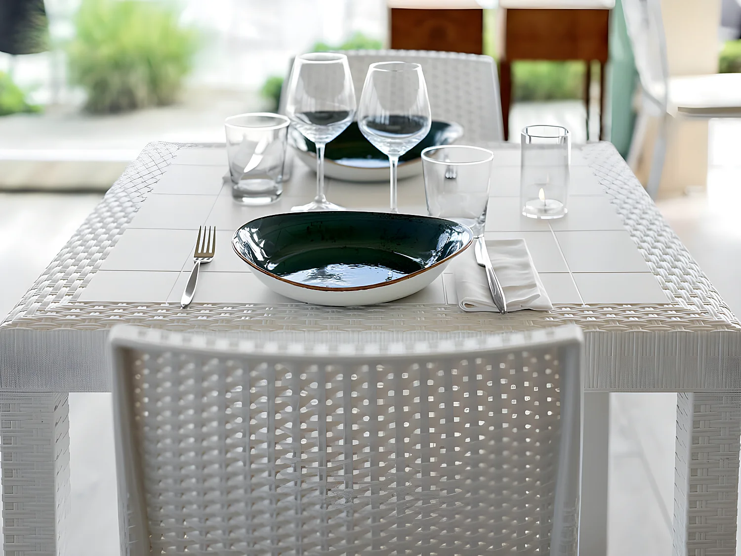 MilaniHome.it - Tavolo Da Giardino Quadrato Fisso In Wicker Stampato Bianco Cm 80x80 Da Esterno Giardino Terrazzo Portico Locale Bardi coloreBianco