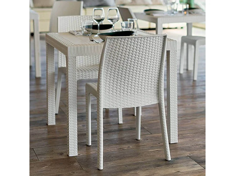 MilaniHome.it - Tavolo Da Giardino Quadrato Fisso In Wicker Stampato Bianco Cm 80x80 Da Esterno Giardino Terrazzo Portico Locale Bardi coloreBianco