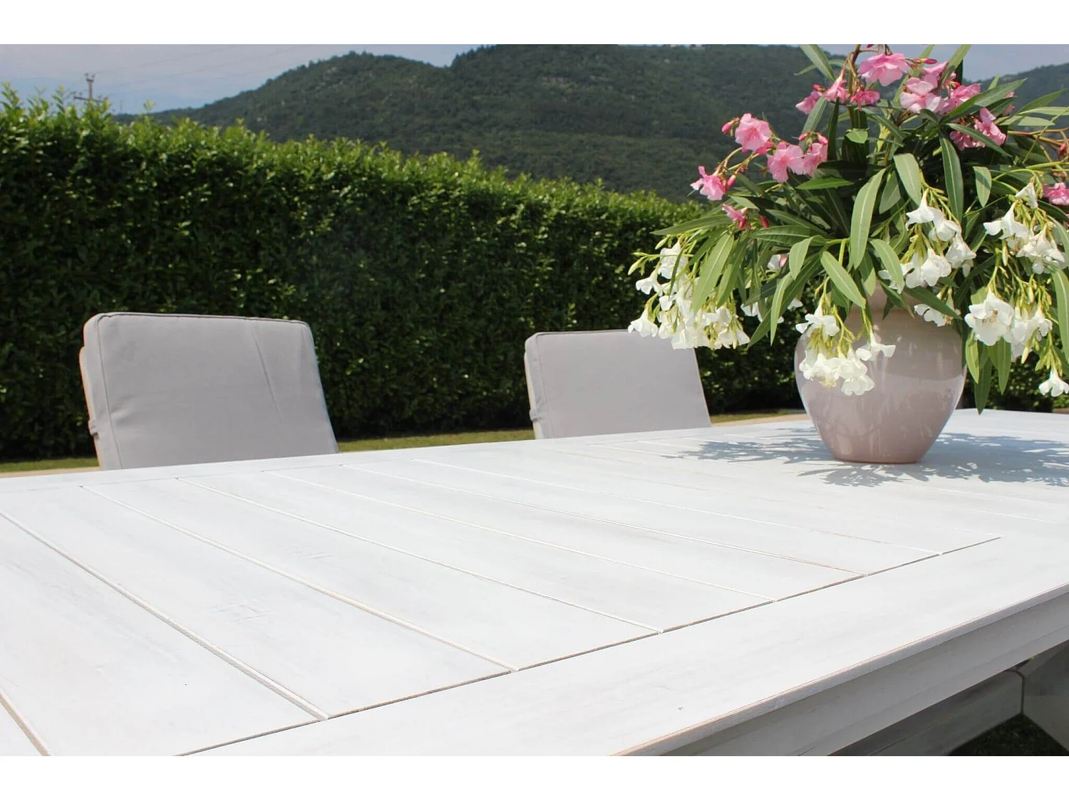 MilaniHome.it - Tavolo Rettangolare Allungabile In Legno Di Acacia 180/240x90 Bianco Per Esterno Giardino Portico Ristorante Bar Hoteldi coloreBianco