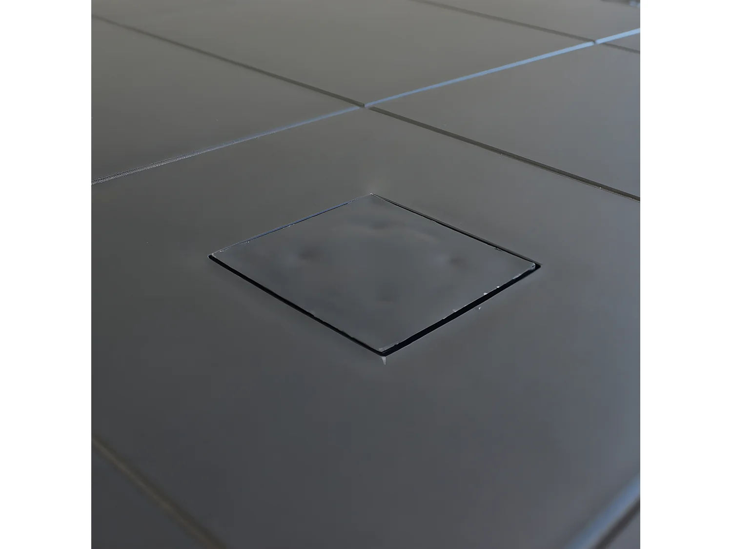 MilaniHome.it - Tavolo Da Giardino Quadrato Fisso In Wicker Stampato Antracite Cm 80x80 Da Esterno Giardino Terrazzo Portico Locale Bardi coloreAntracite