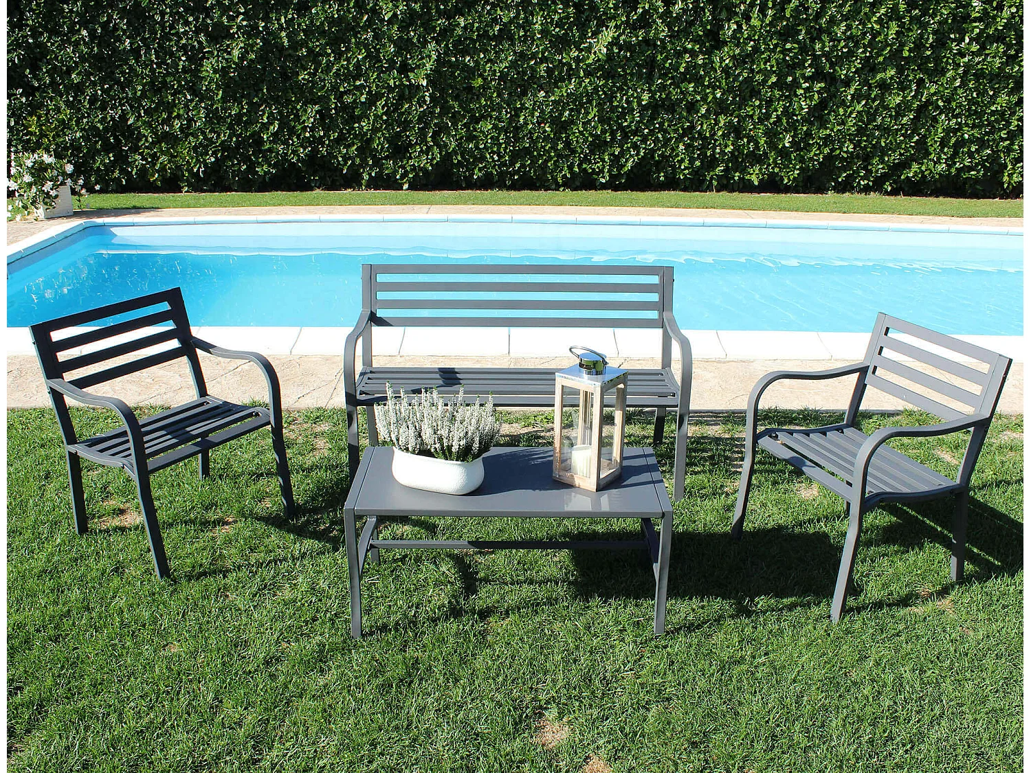 MilaniHome.it - Panchina 2 Posti In Ferro Nera Per Esterno Giardino, Portico, Ristorante, Gelateria Bar Hotel Albergodi coloreAntracite