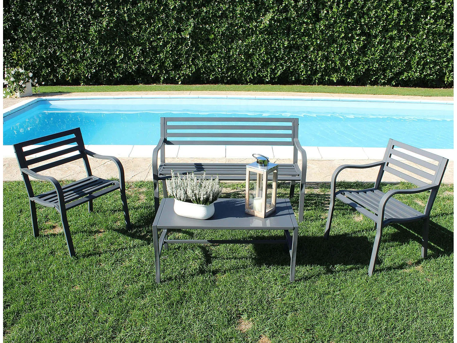 MilaniHome.it - Panchina 2 Posti In Ferro Nera Per Esterno Giardino, Portico, Ristorante, Gelateria Bar Hotel Albergodi coloreAntracite