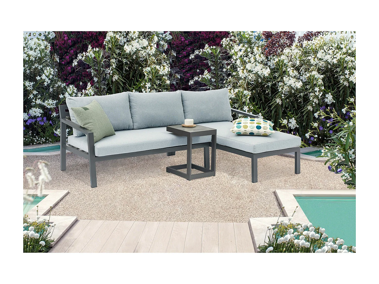MilaniHome.it - divano da giardino in alluminio con tavolino per esterno D.70/135x75/140x75/T.32x40x53di coloreAntracite