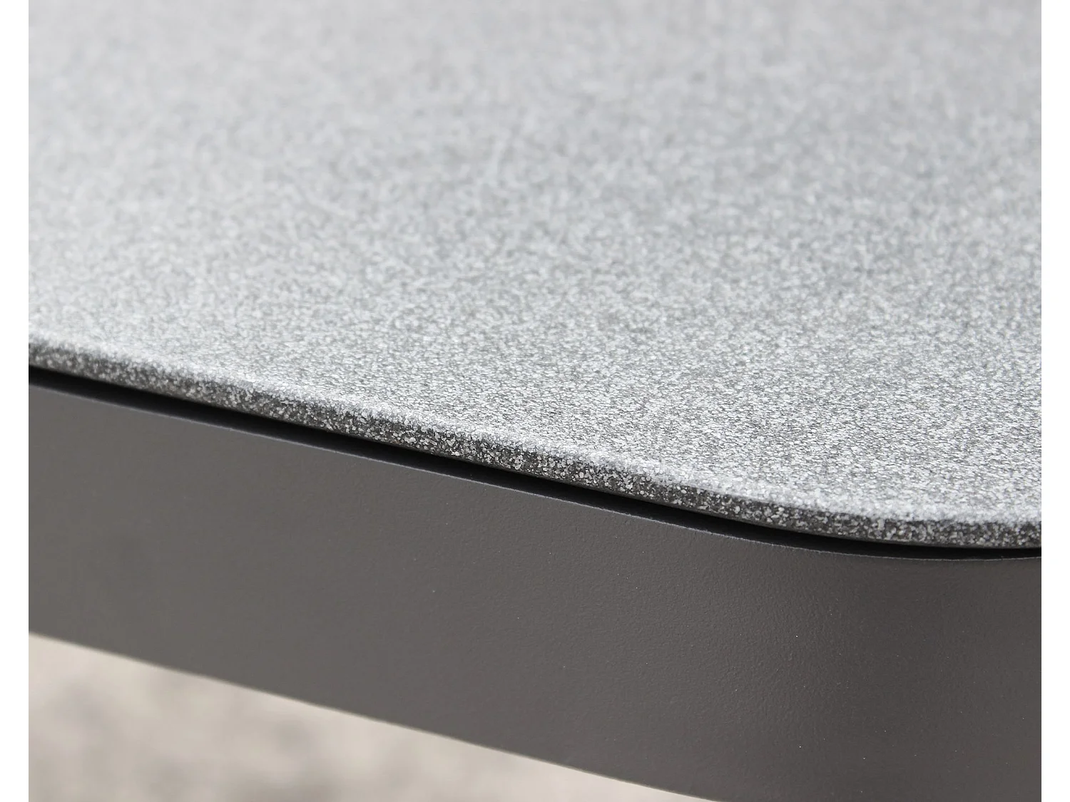 MilaniHome.it - salotto da giardino in alluminio 4 posti per esterno D.148x78x79/P.70x78x79/T.100x55x45di coloreAntracite