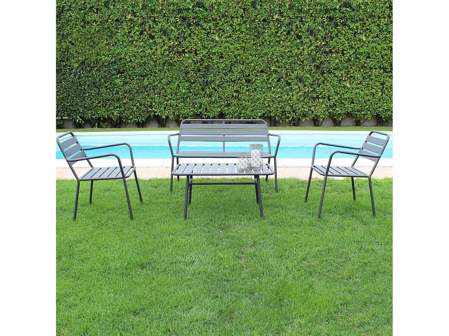 MilaniHome.it - Salotto da esterno giardino con due poltrone divano e tavolino in metallo nero, D.123x64x80/P.58x64x80/T.90x45x50di coloreGrigio