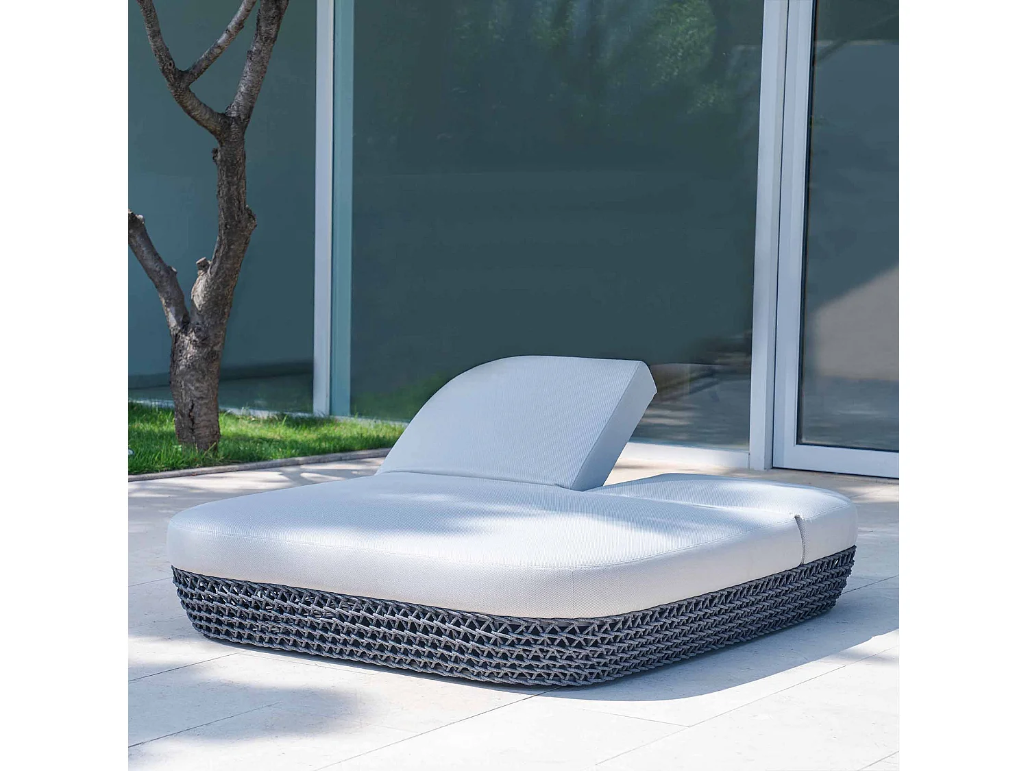 MilaniHome.it - lettino da esterno in alluminio e corda di design per esterno giardino cm 151 l x 205 p x 36 hdi coloreGrigio