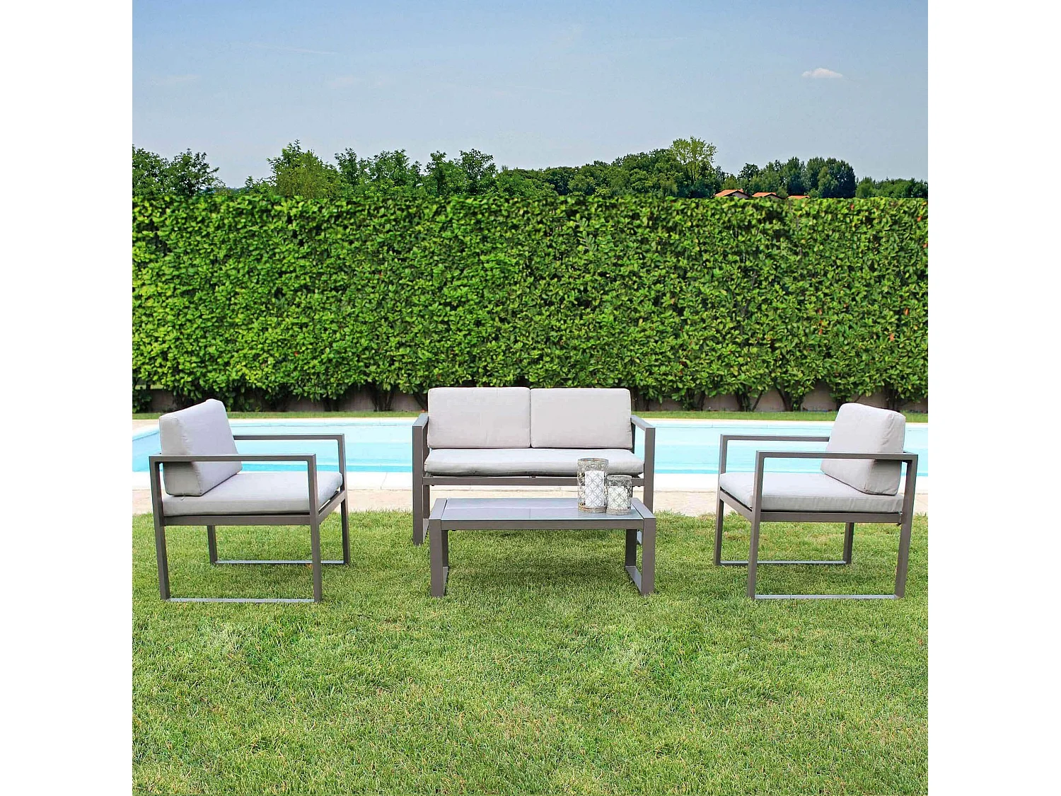 MilaniHome.it - Salotto da esterno per portico e giardino con cuscini in alluminio color talpa, D.120x66x63/P.65x66x63/T.92x51,5x35di coloreTaupe