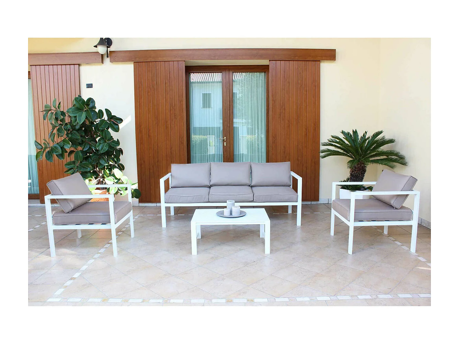 MilaniHome.it - Salotto Da Giardino In Alluminio Antracite Da Esterno Portico Per Locale Bar Agriturismo Hotel Albergo Pasticceriadi coloreBianco