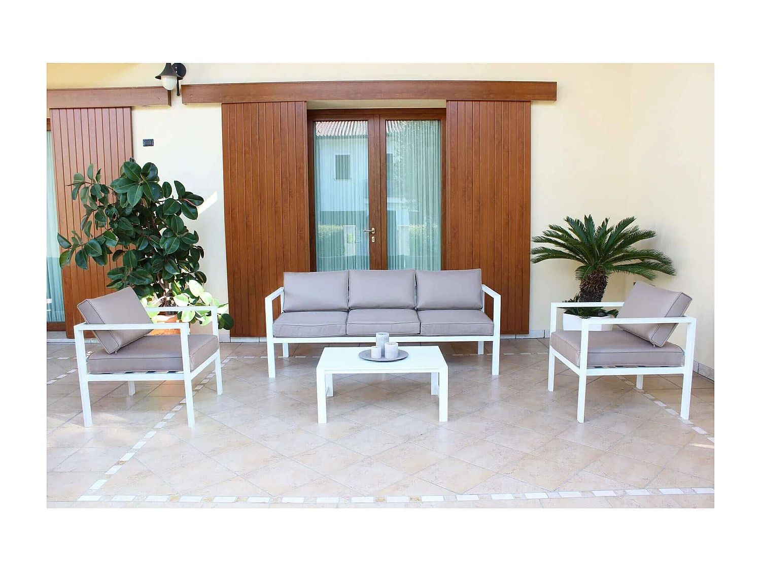 MilaniHome.it - Salotto Da Giardino In Alluminio Antracite Da Esterno Portico Per Locale Bar Agriturismo Hotel Albergo Pasticceriadi coloreBianco