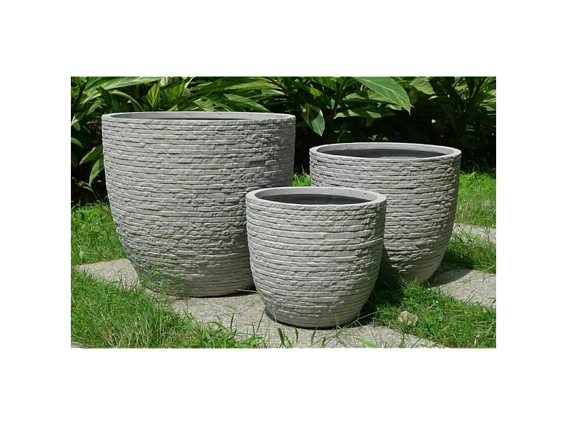 MilaniHome.it - Set Di 3 Vasi Grigio Chiaro Per Esterno Giardino, Portico, Ristorante, Gelateria Bar Hotel Albergo Piscinadi coloreGrigio