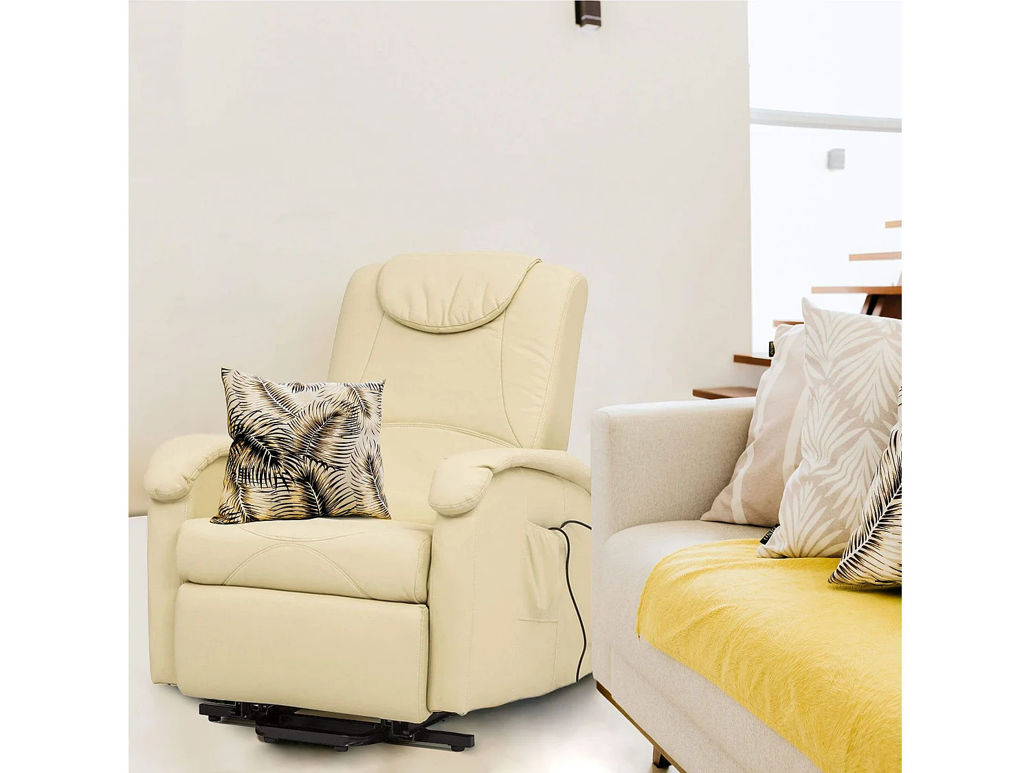 MilaniHome.it - Poltrona Relax Elettrica Reclinabile Confort Imbottita Beige Per Interno Salotto Per Anzianidi coloreBeige