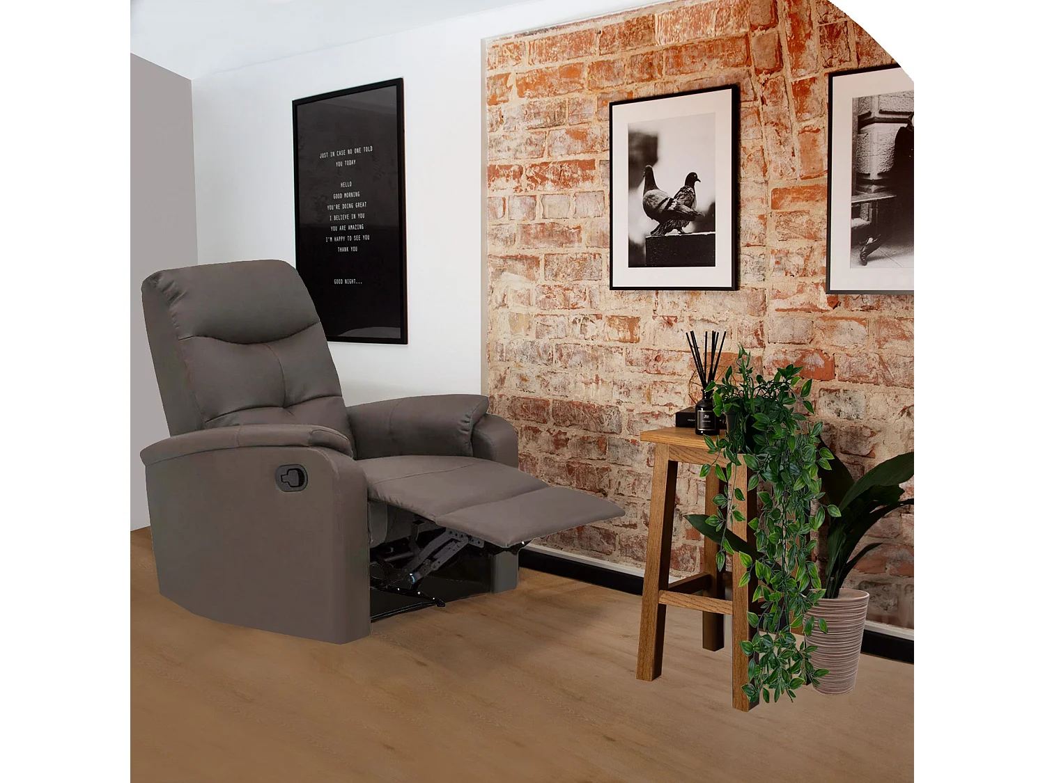 MilaniHome.it - Poltrona Relax Reclinabile Confort Imbottita Marrone Per Interno Salotto Per Anzianidi coloreMarrone