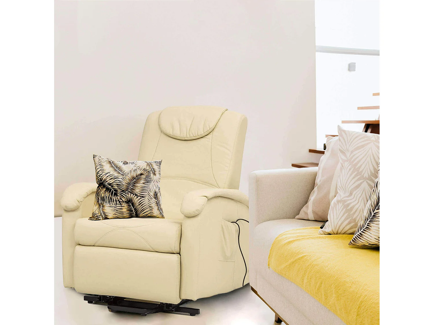 MilaniHome.it - Poltrona Relax Massaggiante Elettrica Confort Imbottita Beige Per Interno Salotto Per Anzianidi coloreBeige