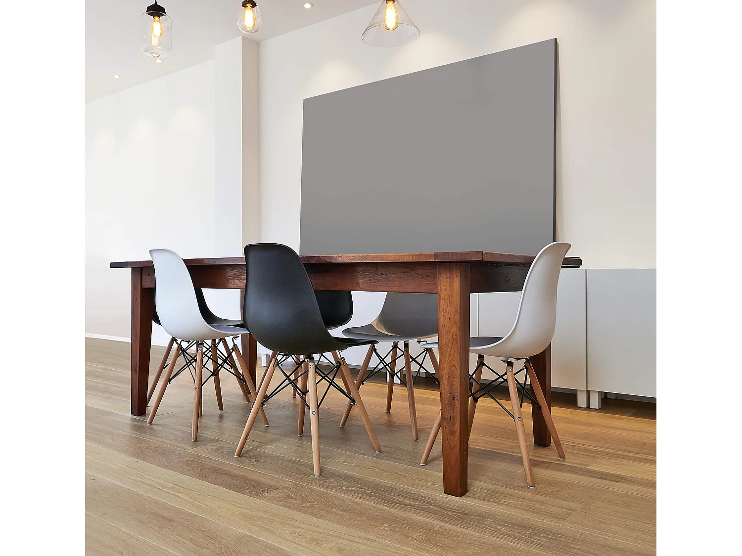 MilaniHome.it - Set Di 2 Sedie Di Design Moderne In Abs Grigio Struttura In Metallo Verniciato Nero Gambe In Legno Massello Di Faggiodi coloreGrigio