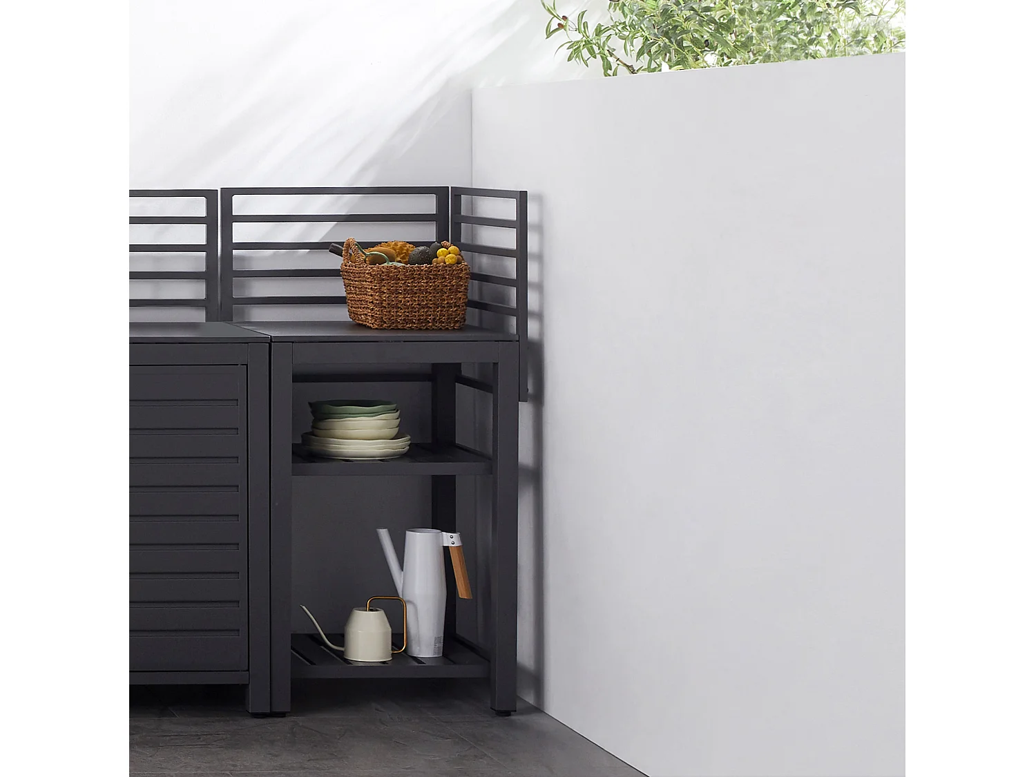 MilaniHome.it - modulo angolare per cucina in alluminio di design per esterno giardino cm 62 l x 62 p x 125 hdi coloreAntracite