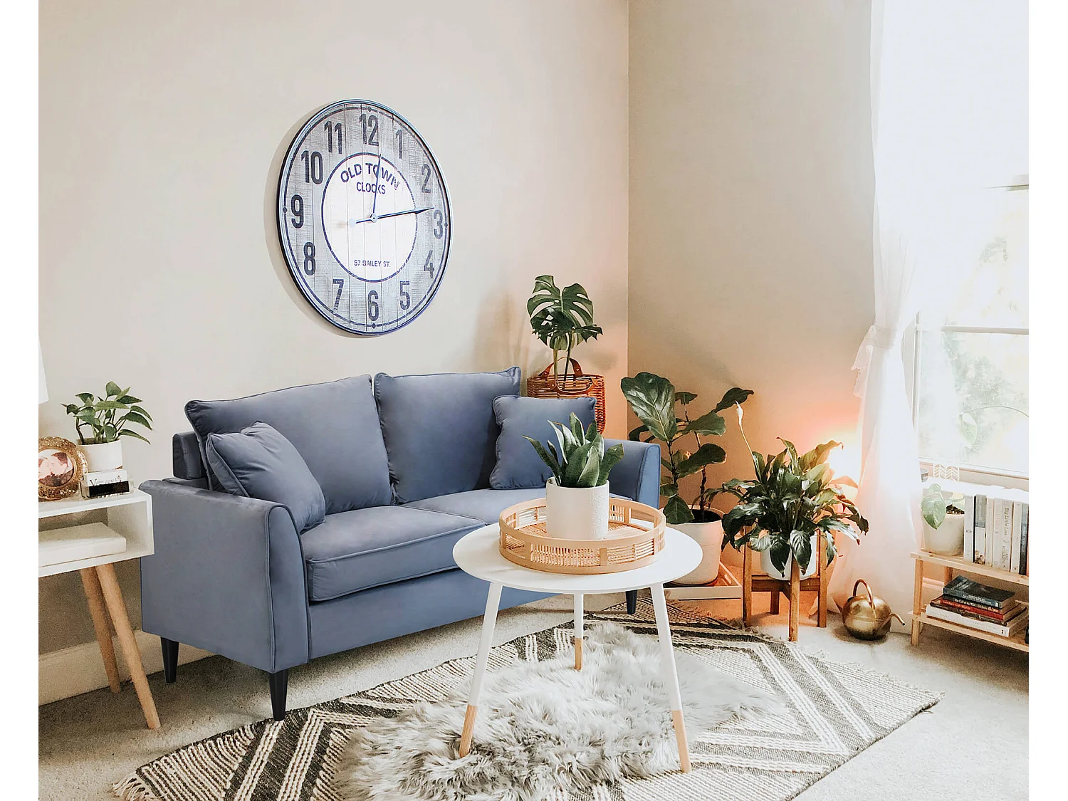 MilaniHome.it - Divano in velluto 2 posti per salotto soogiorno sala d'attesa 152x81x89 hdi coloreGrigio chiaro