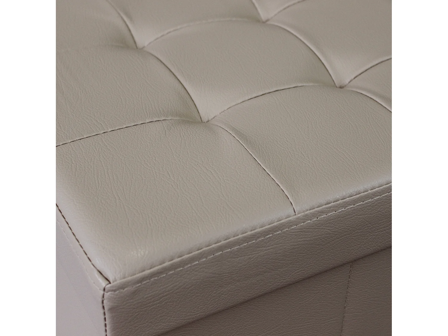 MilaniHome.it - pouf quadrato in ecopelle di design moderno, cm 38 x 38 x 38 hdi coloreBeige