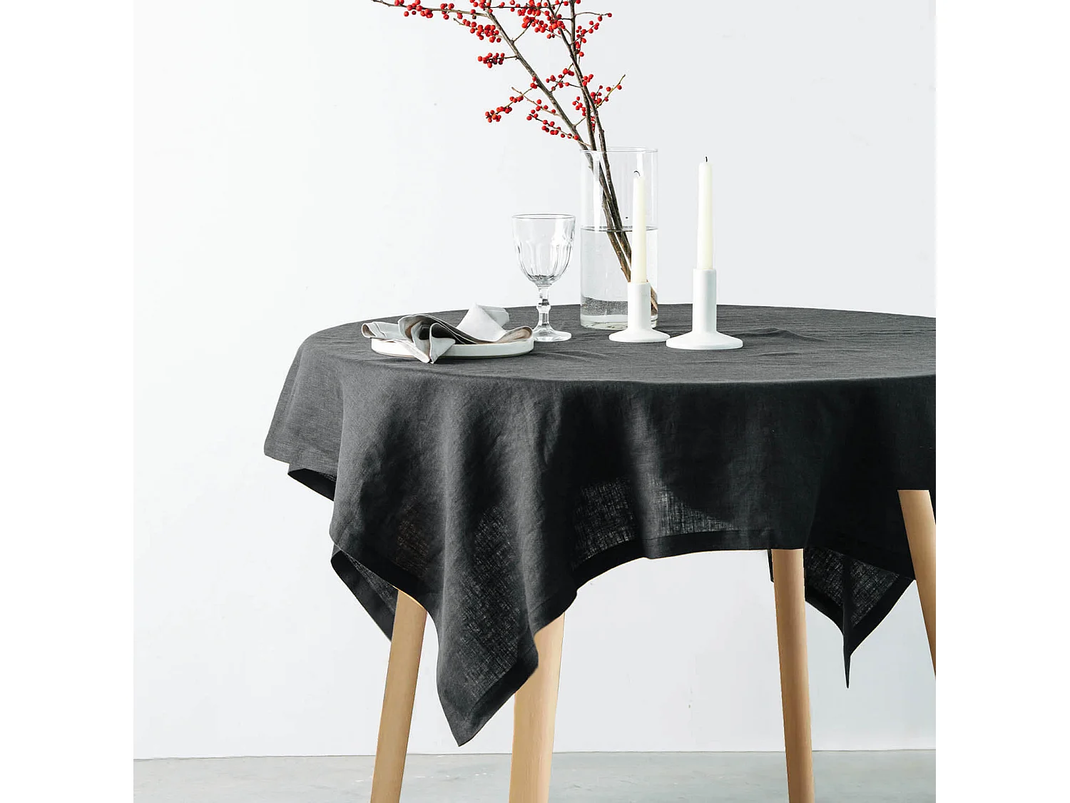 MilaniHome.it - Tavolo da interno di design scandinavo in plastica e legno diametro 120di coloreGrigio