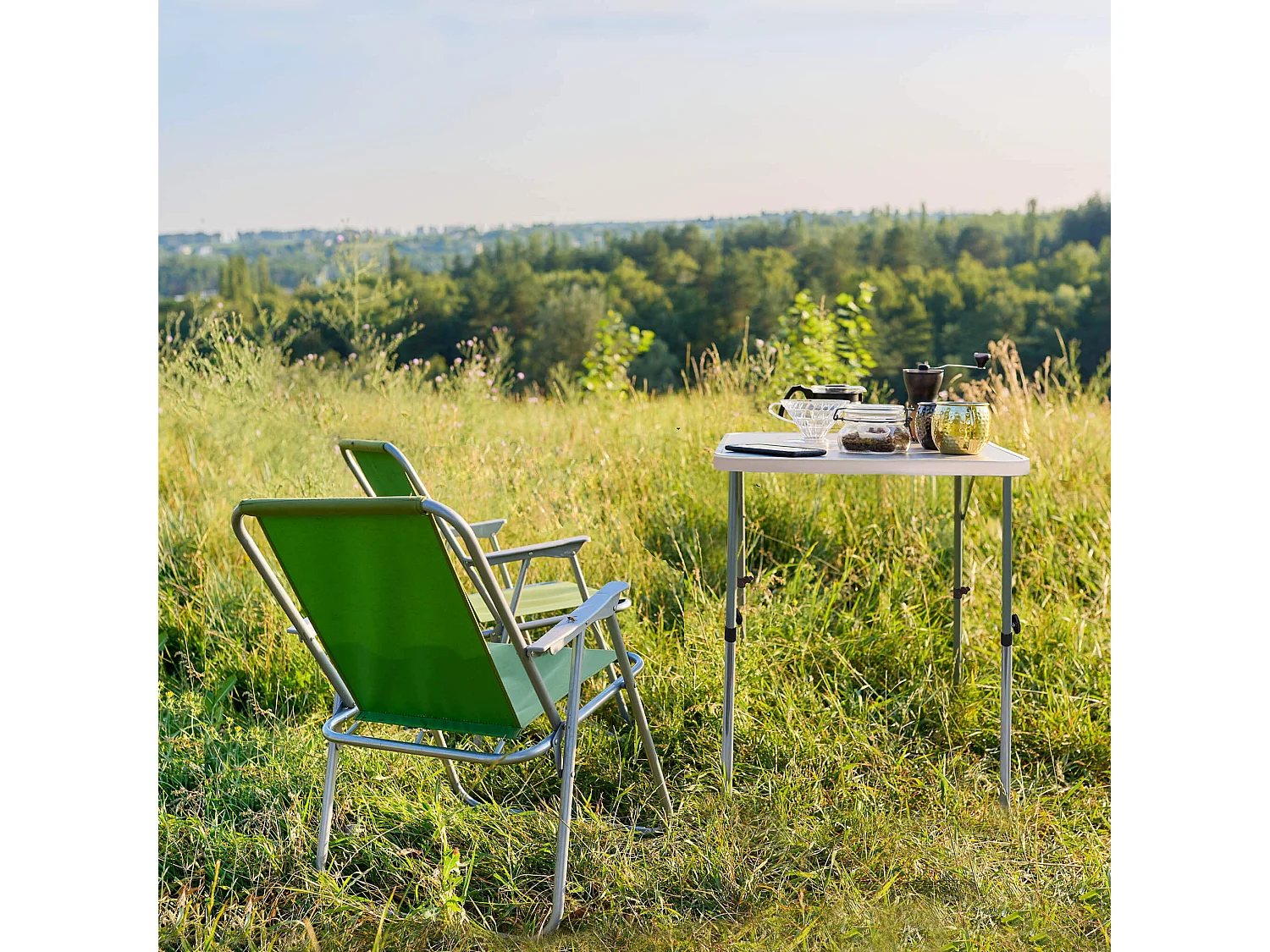 MilaniHome.it - Tavolino Pieghevole E Regolabile In Altezza 80x60 Per Campeggio Spiaggia Mare Piscina Giardinodi coloreBianco