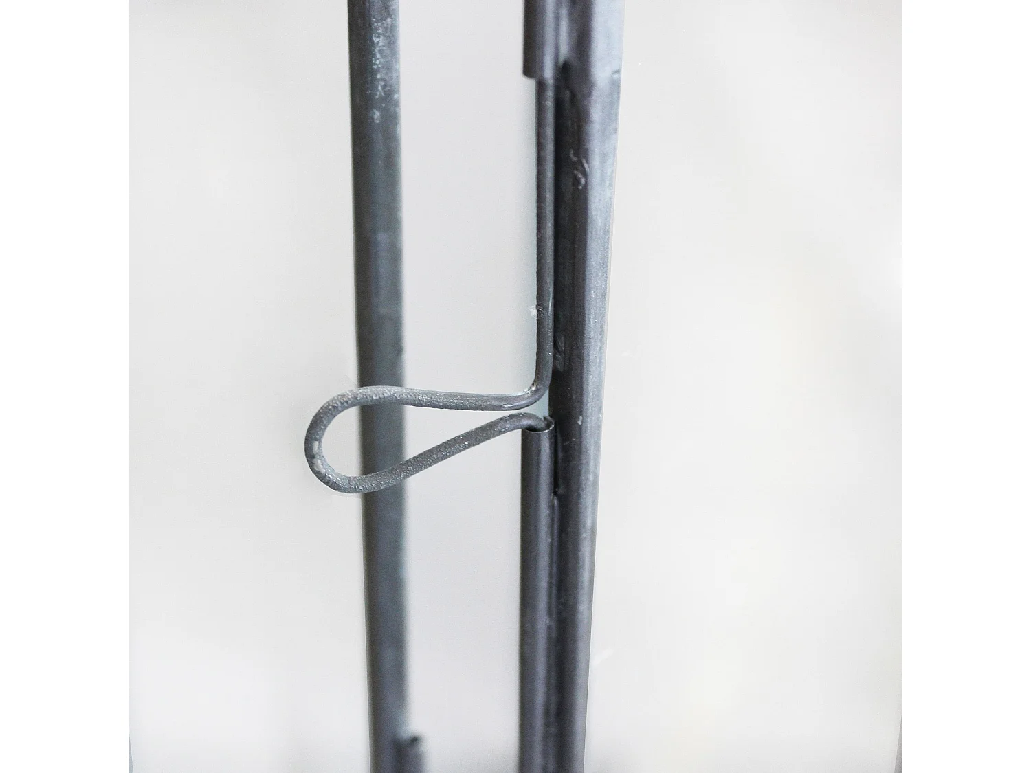 MilaniHome.it - lanterna in vetro di design moderno per giardino cm 18 x 12,5 x 51 hdi coloreGrigio