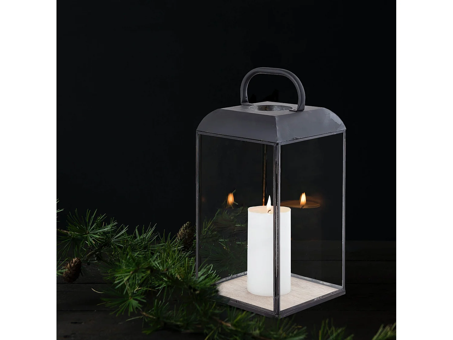 MilaniHome.it - Lanterna In Vetro E Metallo Di Design Moderno Stile Minimalista Portacandela, Cm 19,5x19,5x44 Hdi coloreAntracite