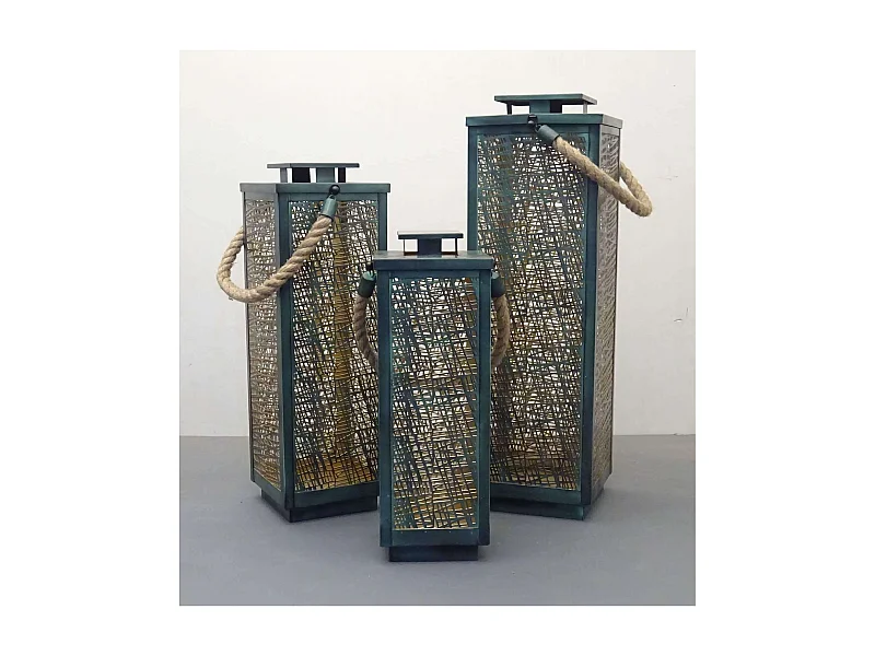 MilaniHome.it - Set Di 3 Lanterne In Metallo Stile Orientale Di Design Moderno Portacandela Da Appendere , G.69x20x20/M.57x18x18/P.47x16x16di coloreVerde